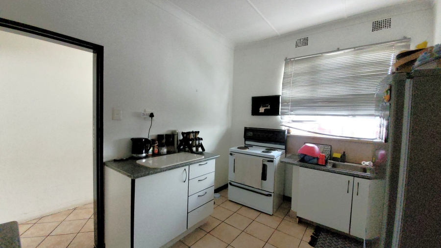 To Let 2 Bedroom Property for Rent in Sunnyridge Gauteng