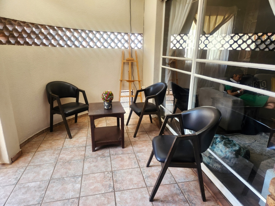 To Let 3 Bedroom Property for Rent in Kensington Gauteng