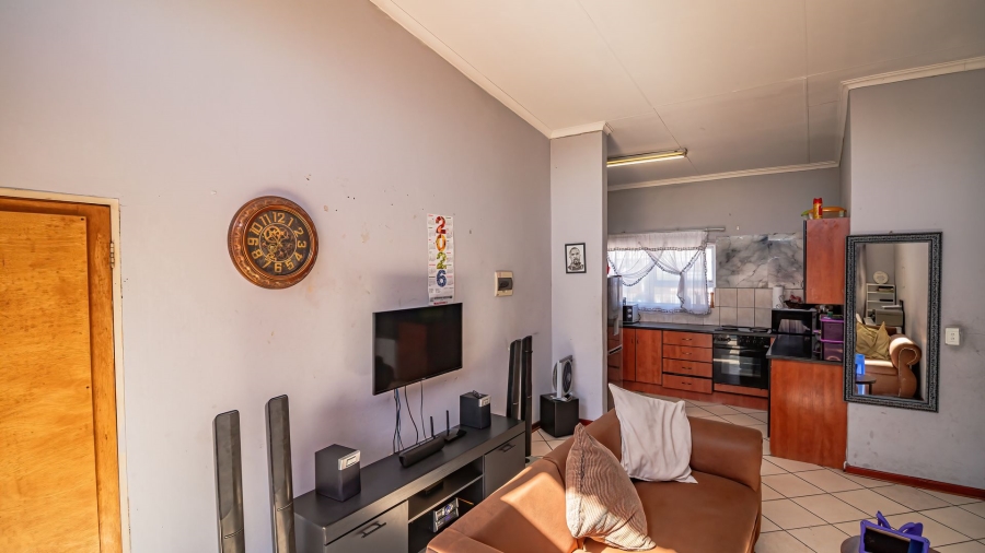 2 Bedroom Property for Sale in Vorna Valley Gauteng