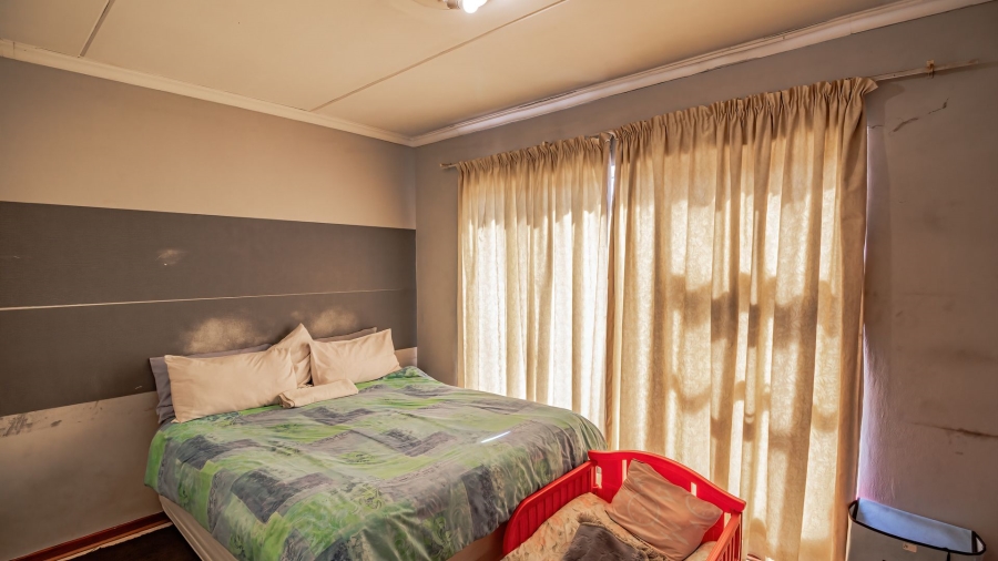 2 Bedroom Property for Sale in Vorna Valley Gauteng