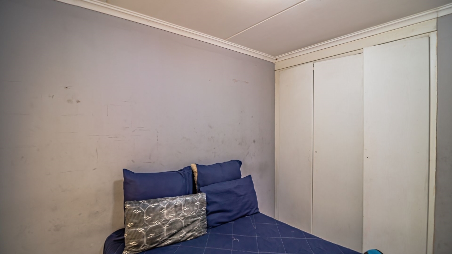 2 Bedroom Property for Sale in Vorna Valley Gauteng