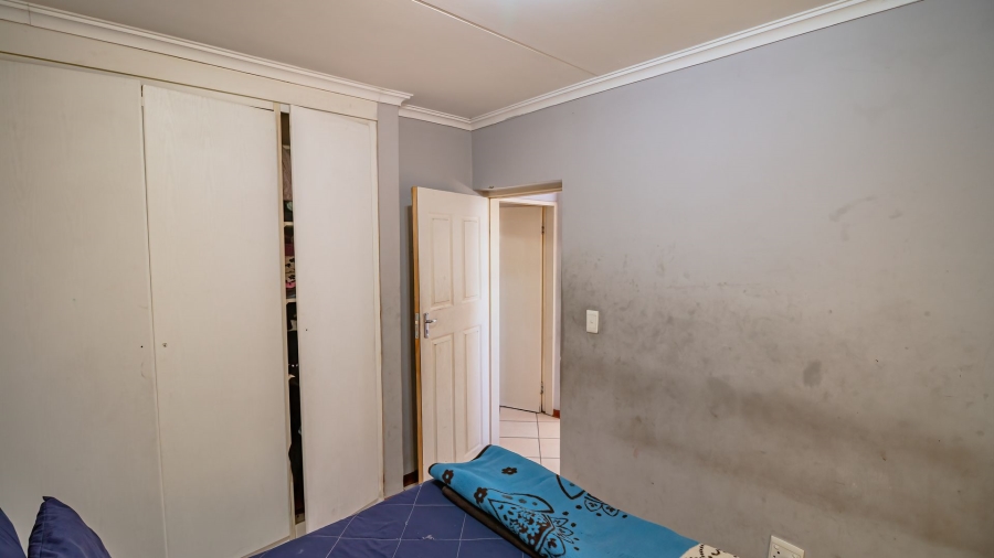 2 Bedroom Property for Sale in Vorna Valley Gauteng