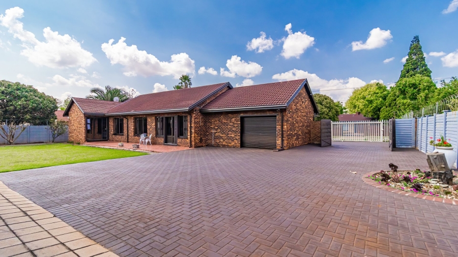 3 Bedroom Property for Sale in Modder East Gauteng