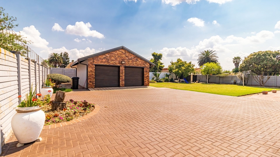 3 Bedroom Property for Sale in Modder East Gauteng