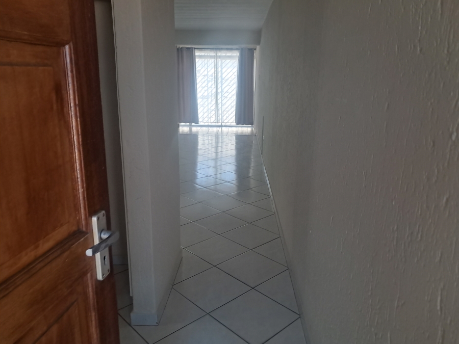 3 Bedroom Property for Sale in Oakdene Gauteng