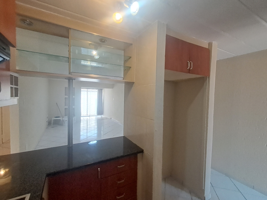 3 Bedroom Property for Sale in Oakdene Gauteng