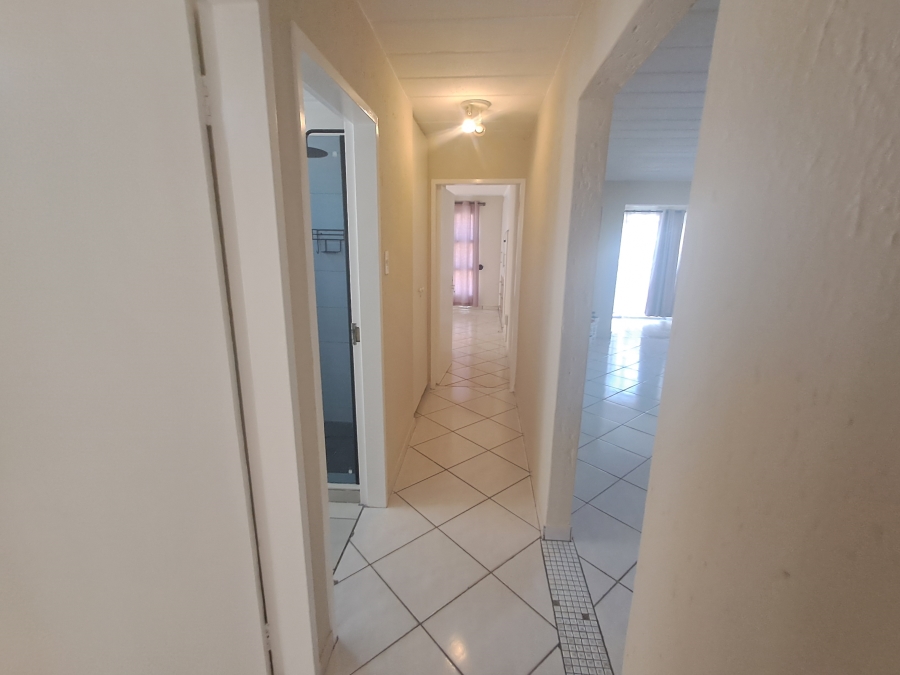 3 Bedroom Property for Sale in Oakdene Gauteng