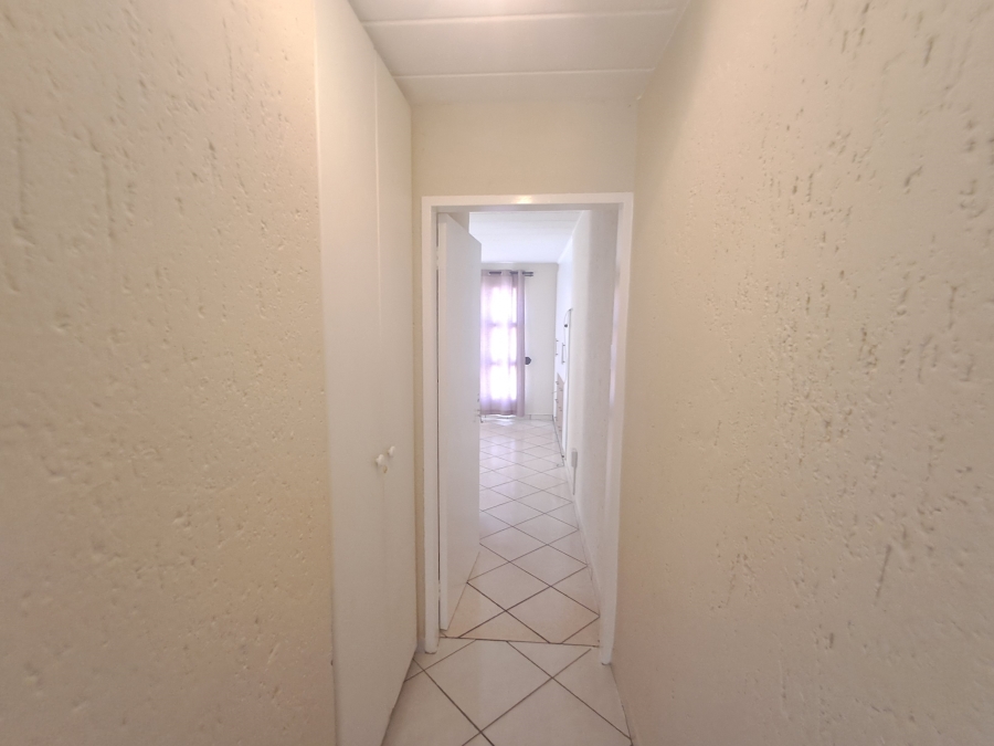 3 Bedroom Property for Sale in Oakdene Gauteng