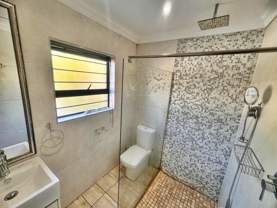 To Let 4 Bedroom Property for Rent in Equestria Gauteng