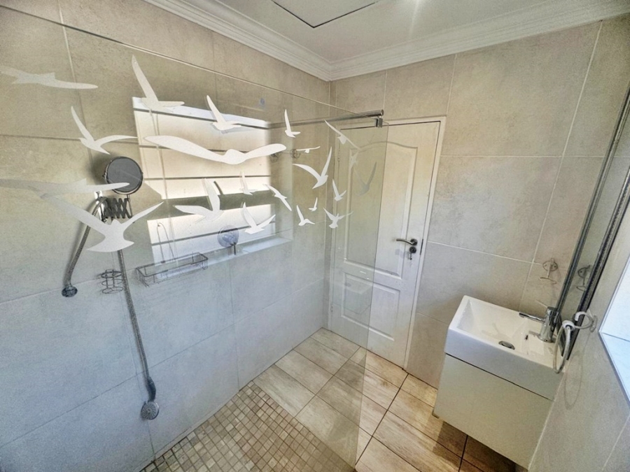 To Let 4 Bedroom Property for Rent in Equestria Gauteng
