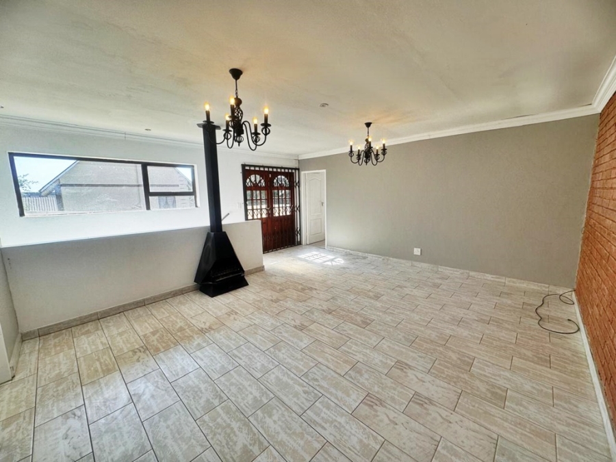 To Let 4 Bedroom Property for Rent in Equestria Gauteng