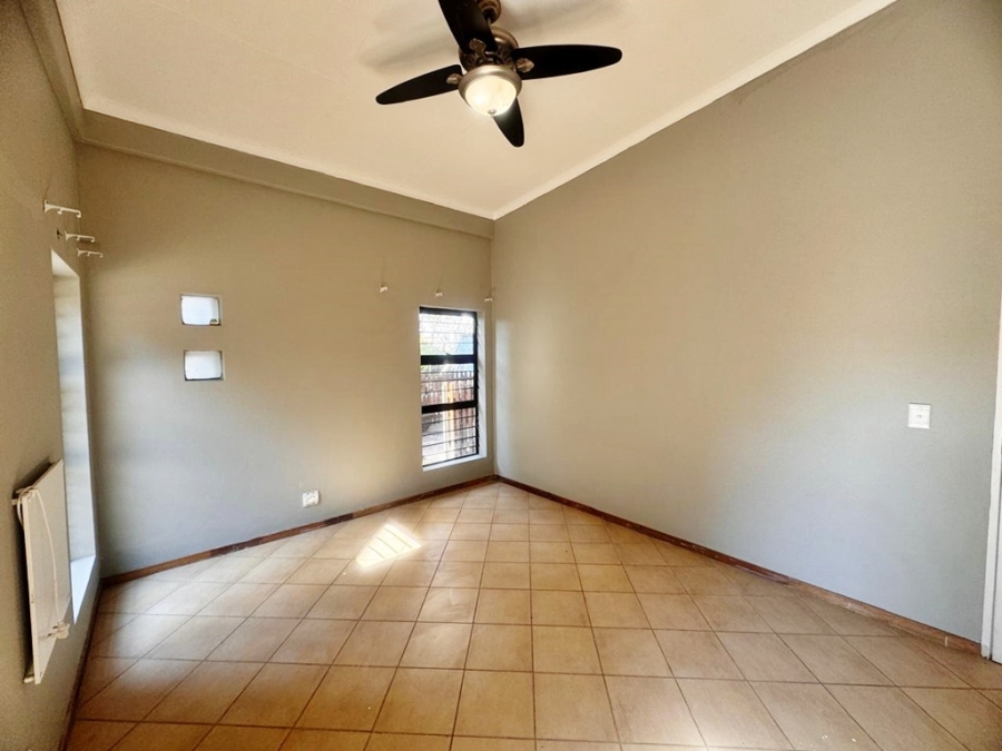 To Let 4 Bedroom Property for Rent in Equestria Gauteng