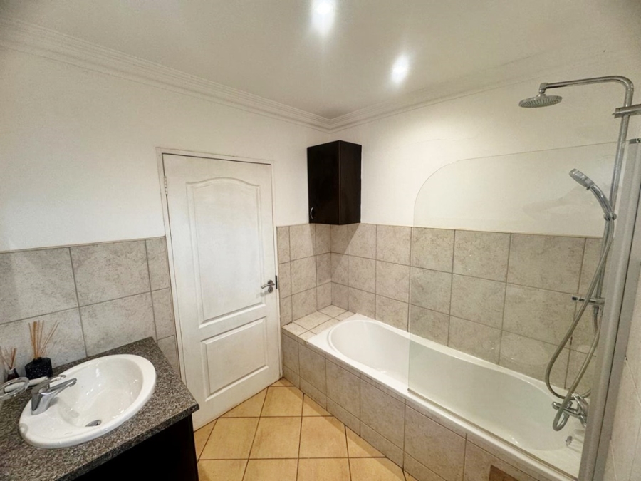 To Let 4 Bedroom Property for Rent in Equestria Gauteng