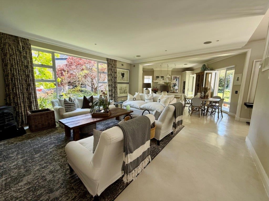 To Let 5 Bedroom Property for Rent in Melrose Gauteng