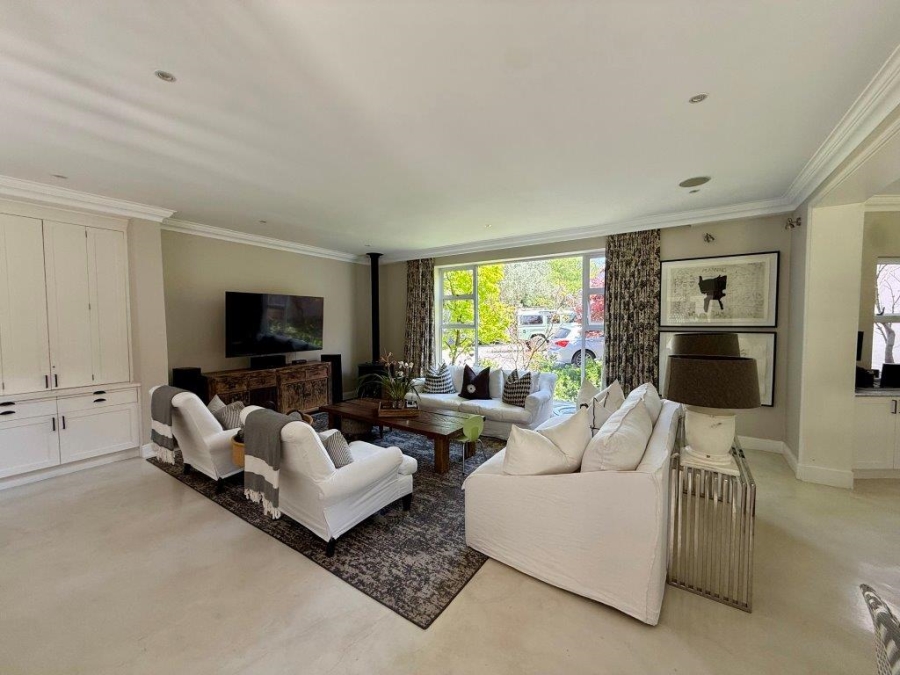 To Let 5 Bedroom Property for Rent in Melrose Gauteng