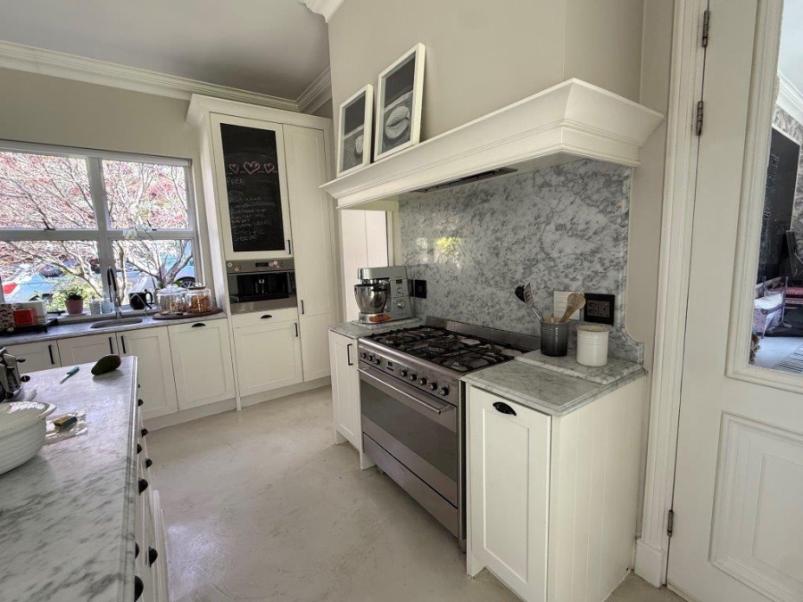 To Let 5 Bedroom Property for Rent in Melrose Gauteng