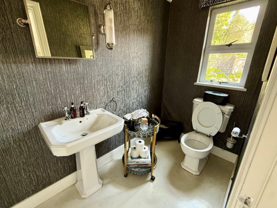 To Let 5 Bedroom Property for Rent in Melrose Gauteng