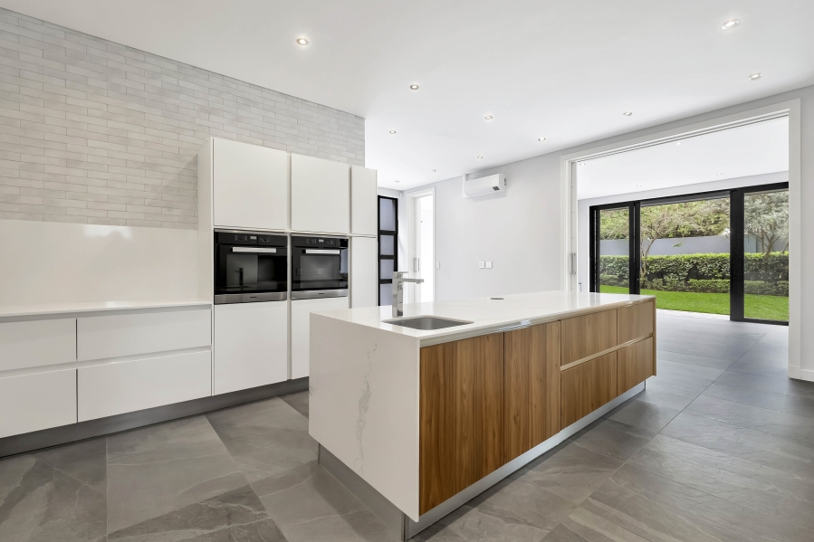 4 Bedroom Property for Sale in Illovo Gauteng