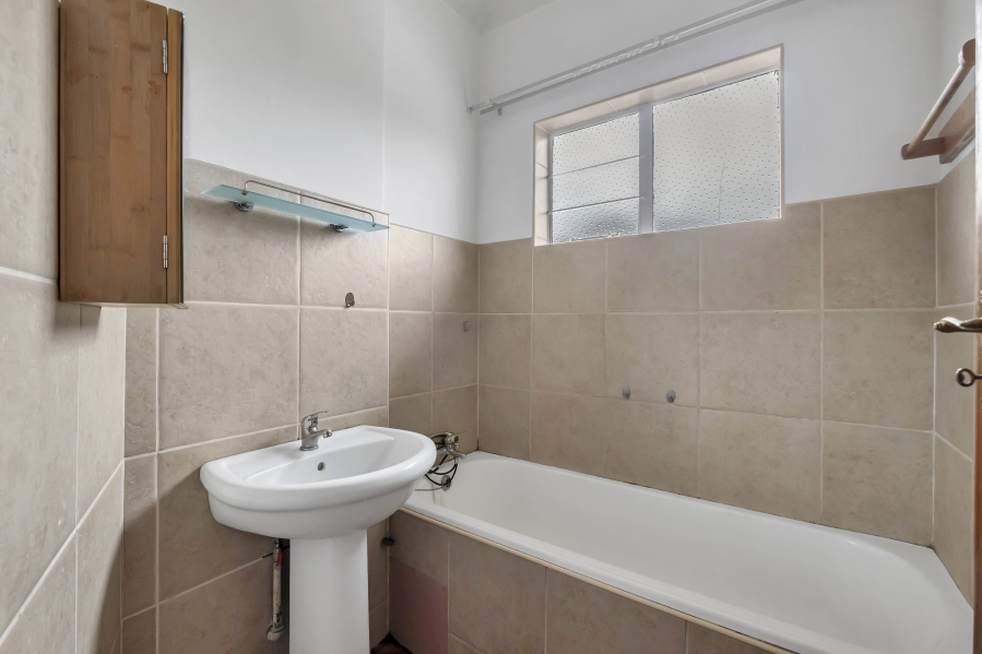 2 Bedroom Property for Sale in Windsor East Gauteng