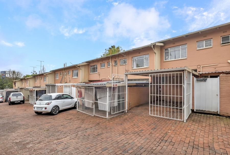 2 Bedroom Property for Sale in Windsor East Gauteng