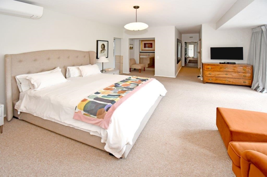 To Let 5 Bedroom Property for Rent in Dunkeld Gauteng