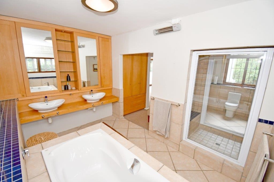 To Let 5 Bedroom Property for Rent in Dunkeld Gauteng