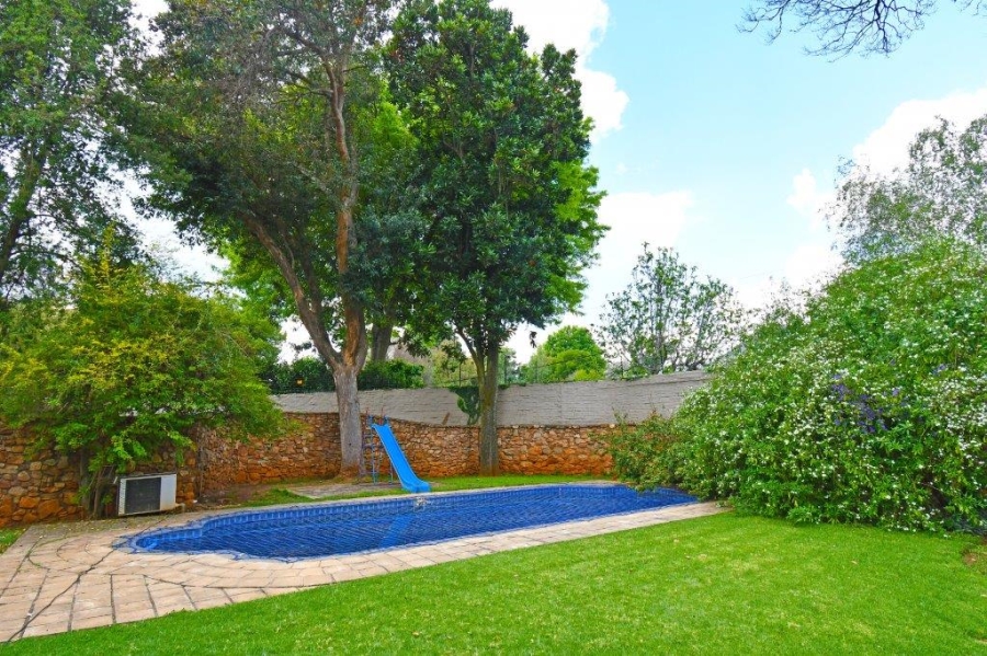To Let 5 Bedroom Property for Rent in Dunkeld Gauteng