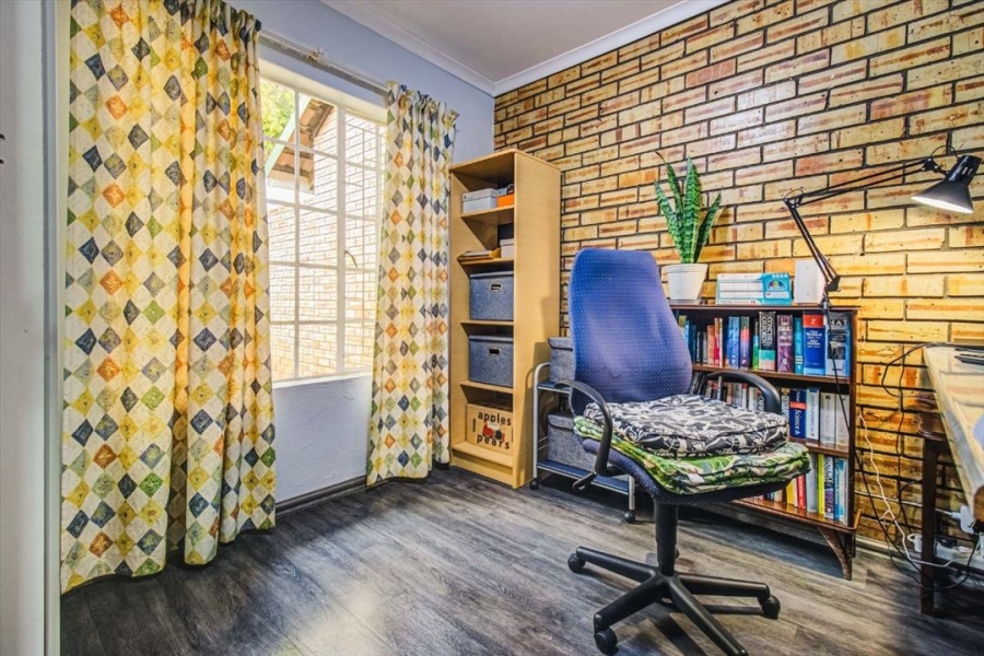 3 Bedroom Property for Sale in Glen Marais Gauteng