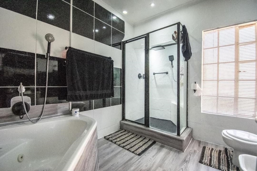 2 Bedroom Property for Sale in Norkem Park Gauteng