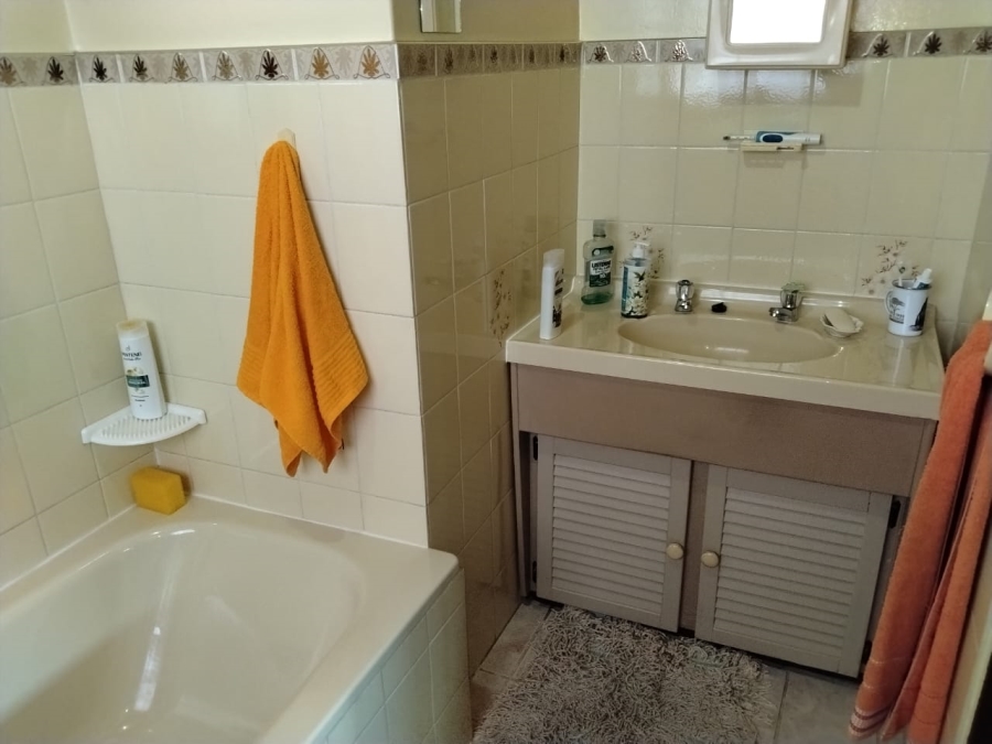 4 Bedroom Property for Sale in Dalpark Gauteng