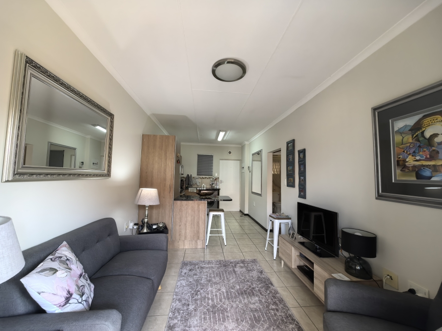 1 Bedroom Property for Sale in Olivedale Gauteng