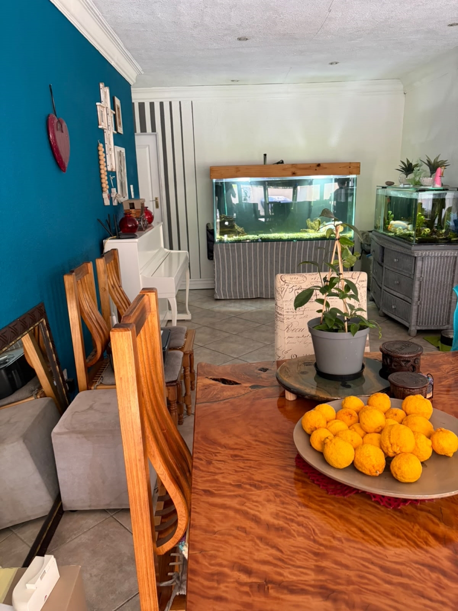 4 Bedroom Property for Sale in Riversdale Gauteng