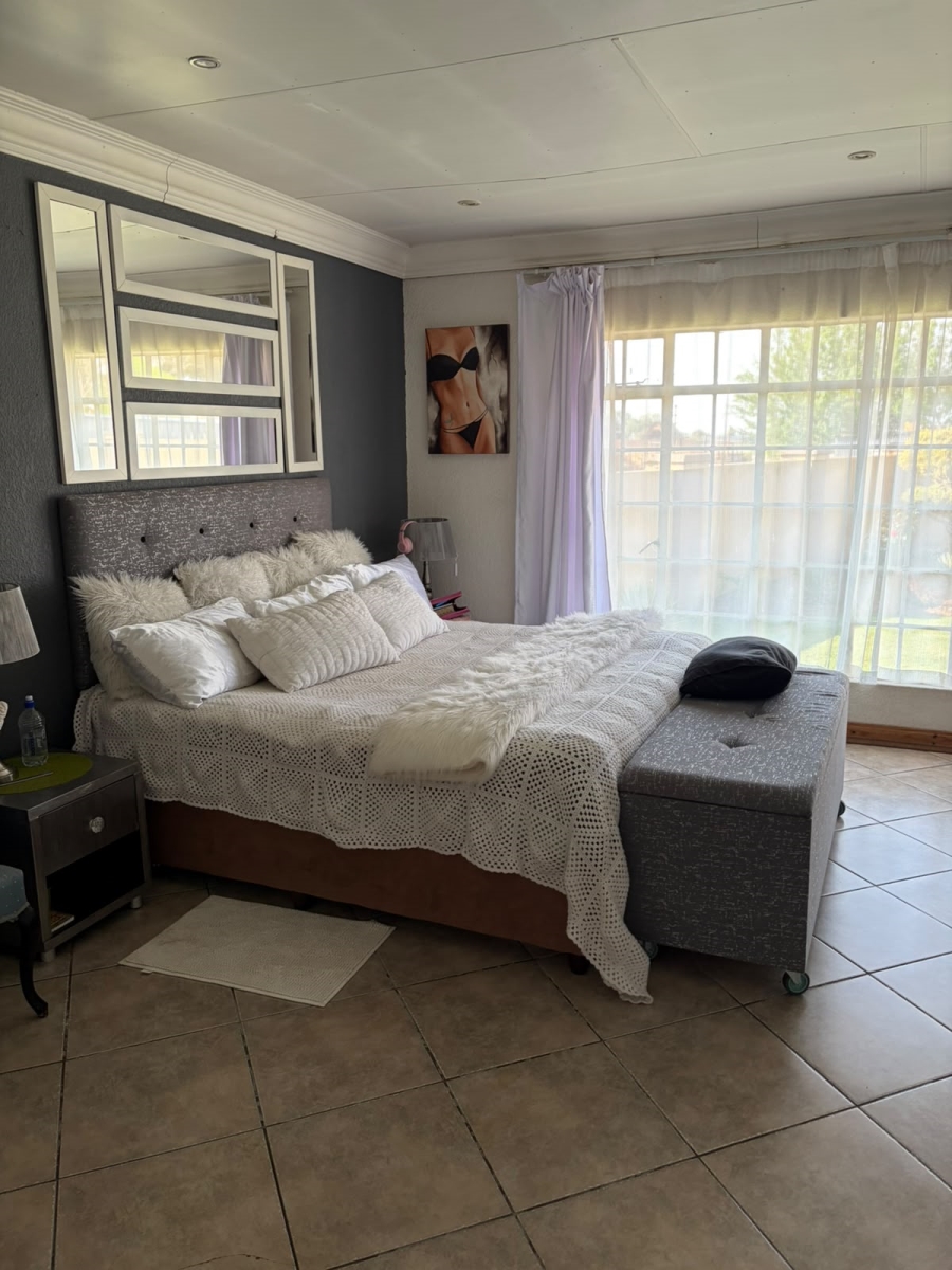 4 Bedroom Property for Sale in Riversdale Gauteng