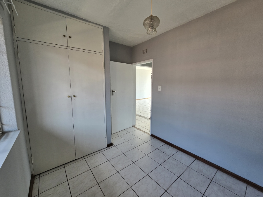 2 Bedroom Property for Sale in New Redruth Gauteng