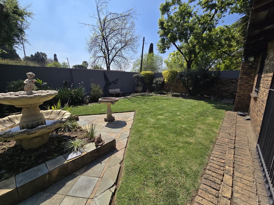 4 Bedroom Property for Sale in Parkhill Gardens Gauteng