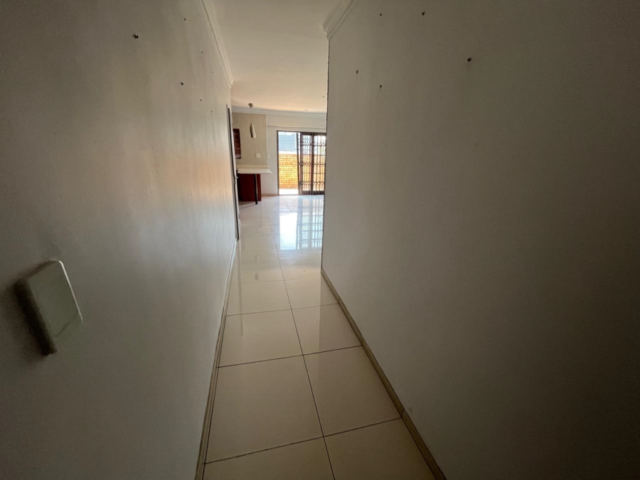 To Let 3 Bedroom Property for Rent in New Market Park Gauteng