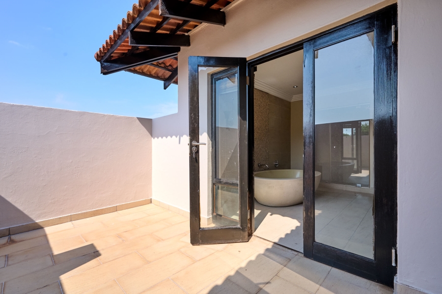 5 Bedroom Property for Sale in Kyalami Crest Estate Gauteng