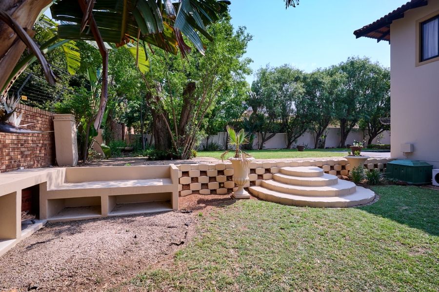 5 Bedroom Property for Sale in Kyalami Crest Estate Gauteng