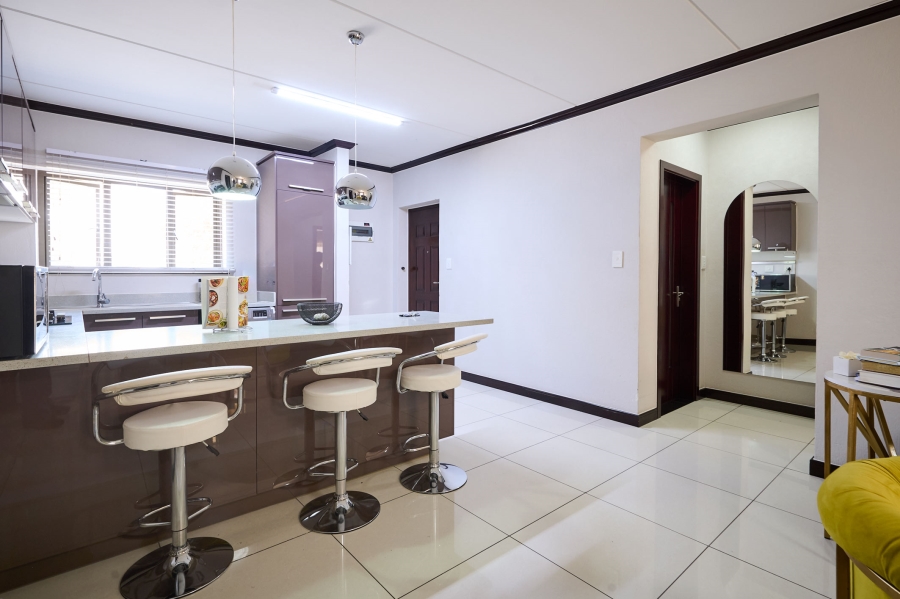2 Bedroom Property for Sale in Carlswald Gauteng