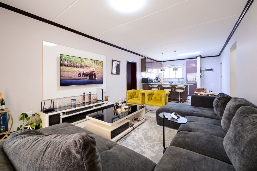 2 Bedroom Property for Sale in Carlswald Gauteng