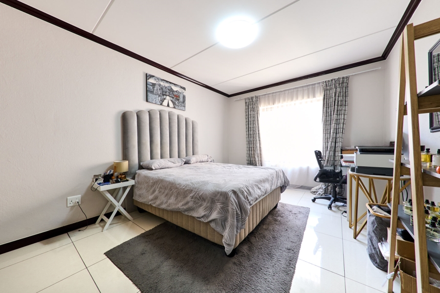 2 Bedroom Property for Sale in Carlswald Gauteng