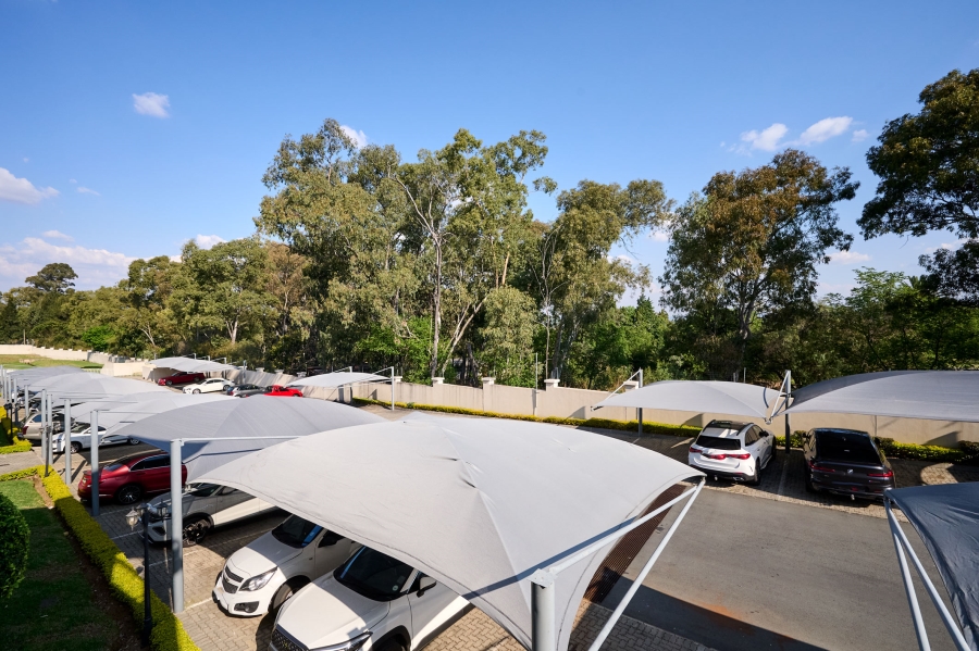 2 Bedroom Property for Sale in Carlswald Gauteng