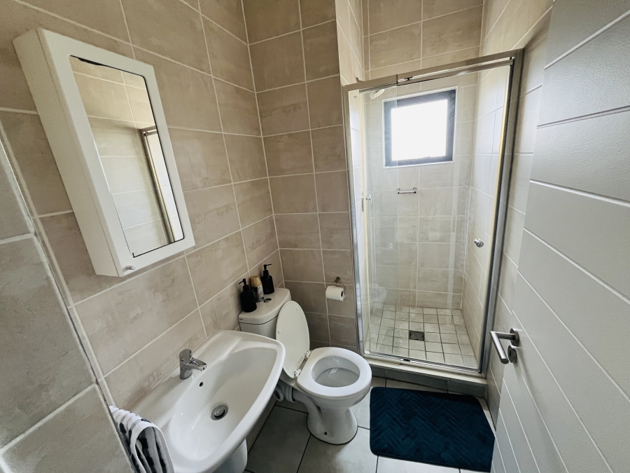 To Let 2 Bedroom Property for Rent in Witfield Gauteng