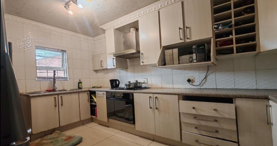 3 Bedroom Property for Sale in Sharon Park Gauteng