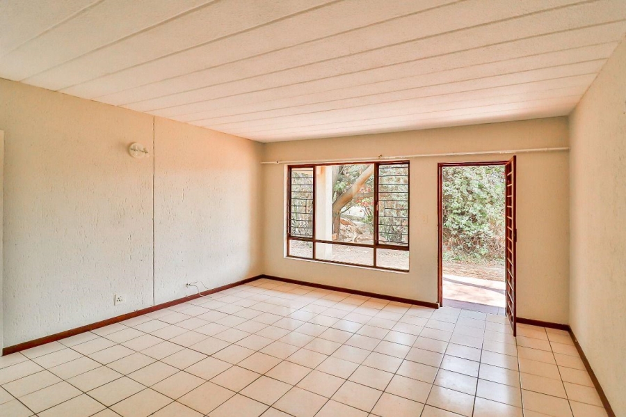 3 Bedroom Property for Sale in Bloubosrand Gauteng