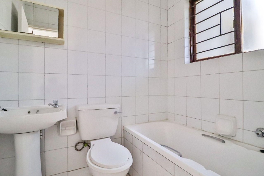 3 Bedroom Property for Sale in Bloubosrand Gauteng
