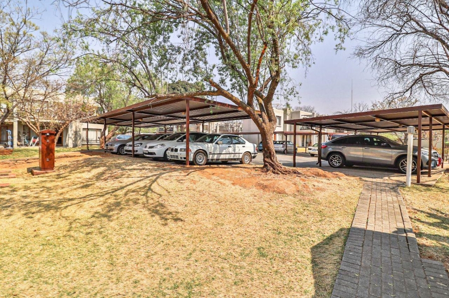 3 Bedroom Property for Sale in Bloubosrand Gauteng