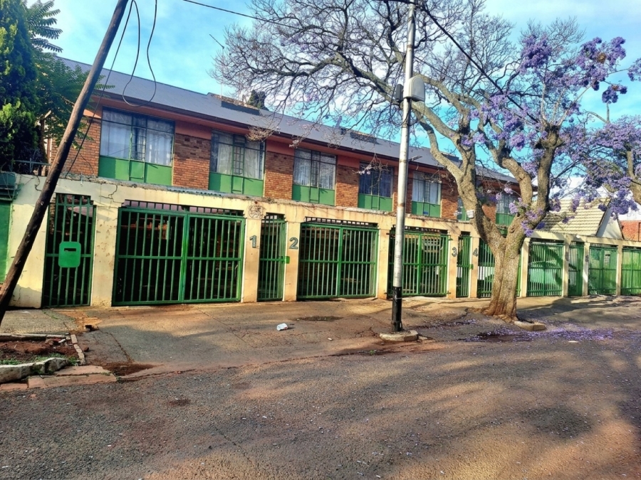 2 Bedroom Property for Sale in Bellevue East Gauteng
