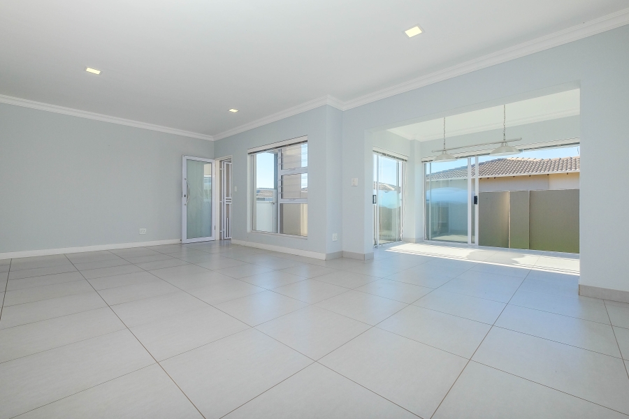 3 Bedroom Property for Sale in Noordheuwel Gauteng