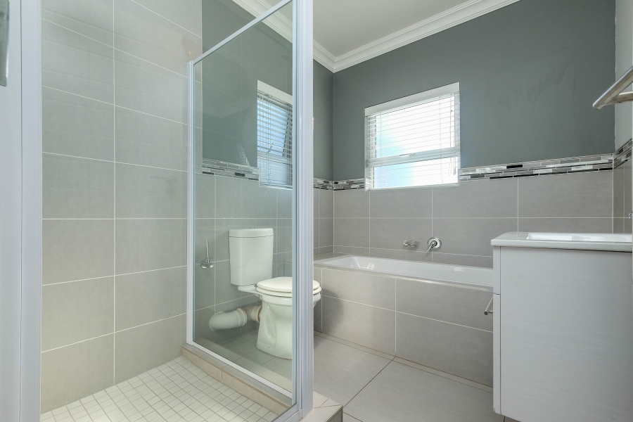3 Bedroom Property for Sale in Noordheuwel Gauteng